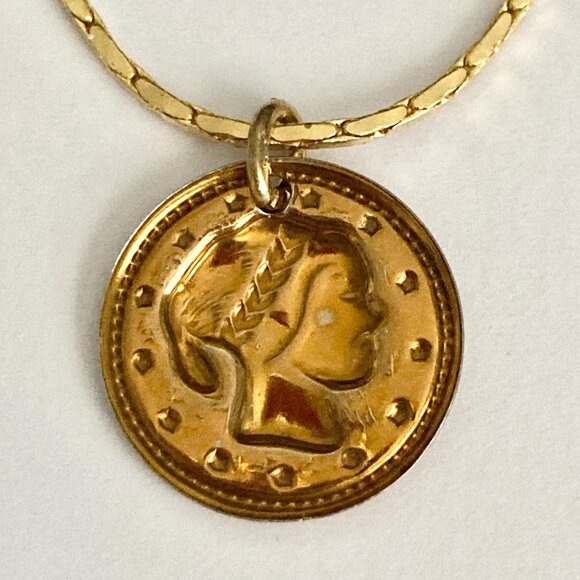 Vintage French Italian Coin Charm Bracelet Gold Plated Wire France Italy Lady - Picture 5 of 10